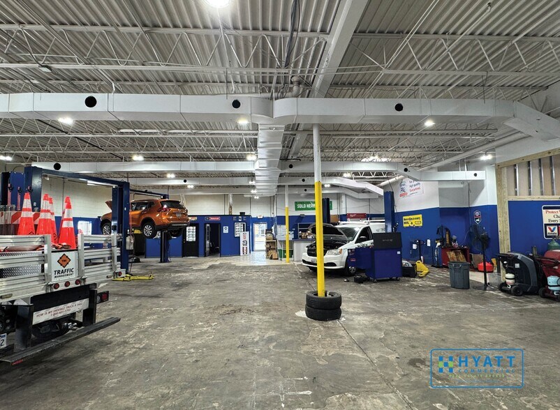 More Photos Of 200 Ritchie Rd, Capitol Heights Warehouse For Sale