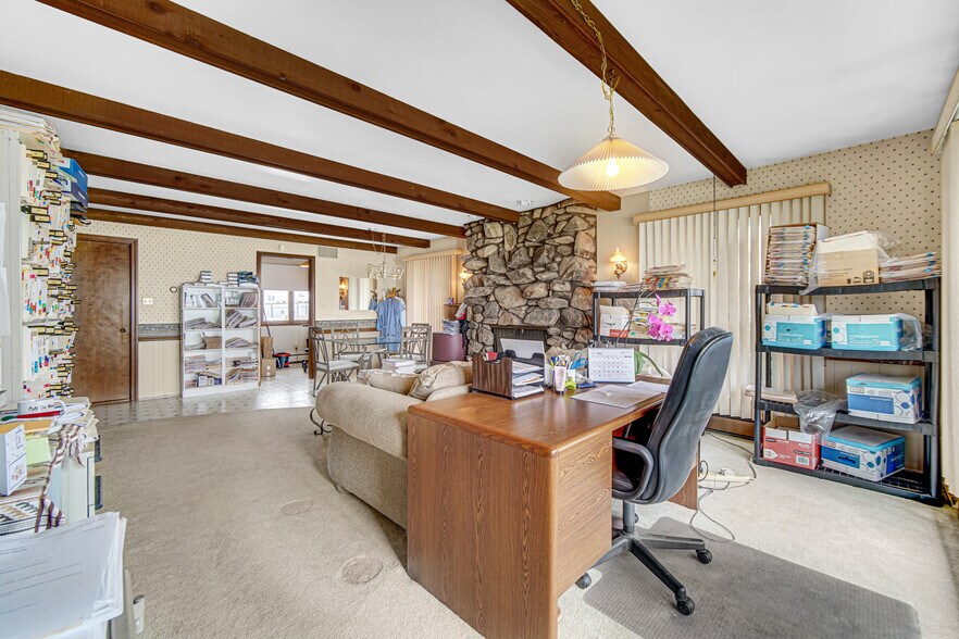 More Photos Of 2331 45th St, Highland Medical For Sale