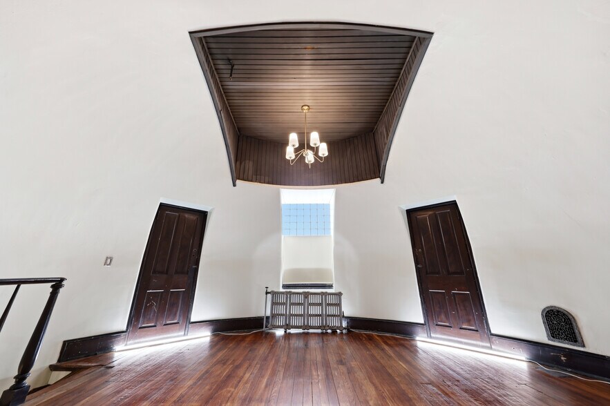 More Photos Of 4601 Almond st, Philadelphia Religious Facility For Sale