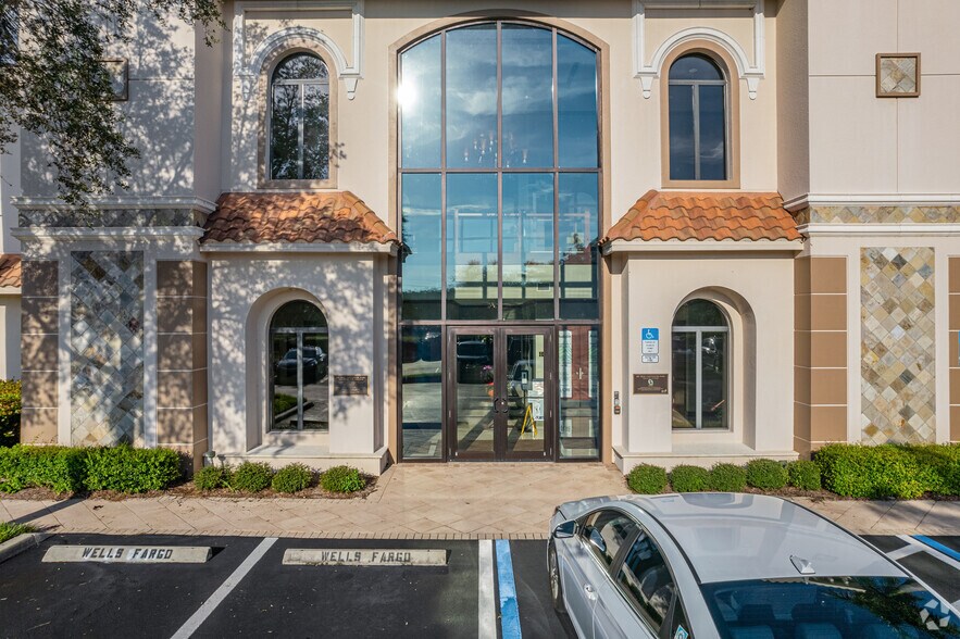 More Photos Of 12140 Carissa Commerce Ct, Fort Myers Office For Lease