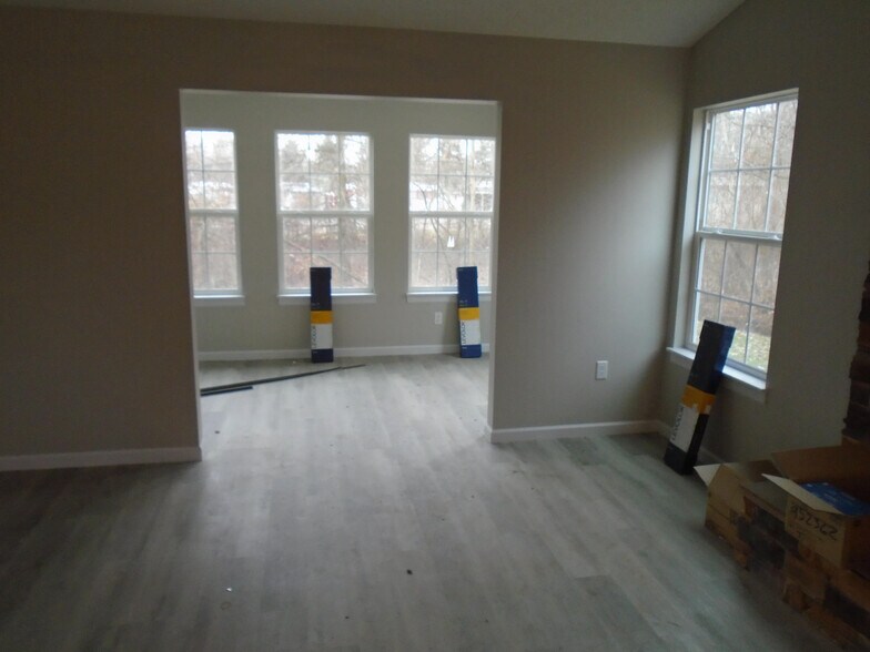 More Photos Of 11 Alisha Ln, Columbiana Apartments For Sale