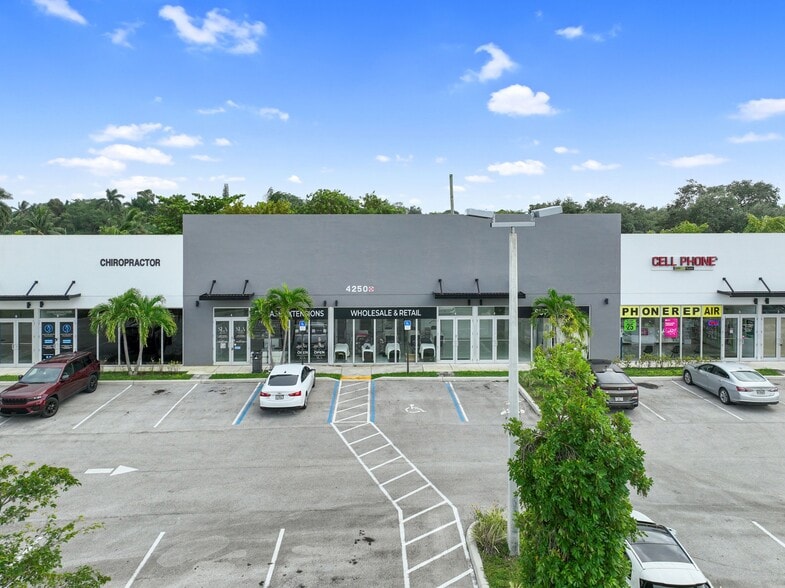 More Photos Of 4250 W Hallandale Beach Blvd, Pembroke Park Storefront Retail Office For Sale