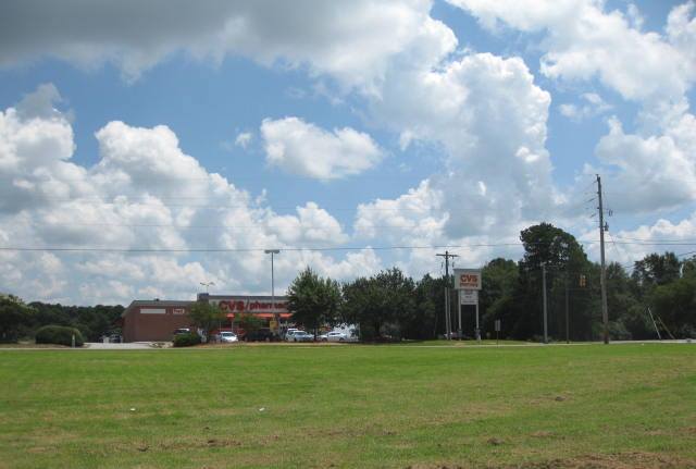 More Photos Of 155 Carolina Sq, Edgefield Supermarket For Lease