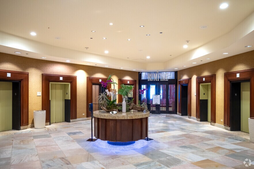 More Photos Of 2255 Kalakaua Ave, Honolulu Hotel For Lease