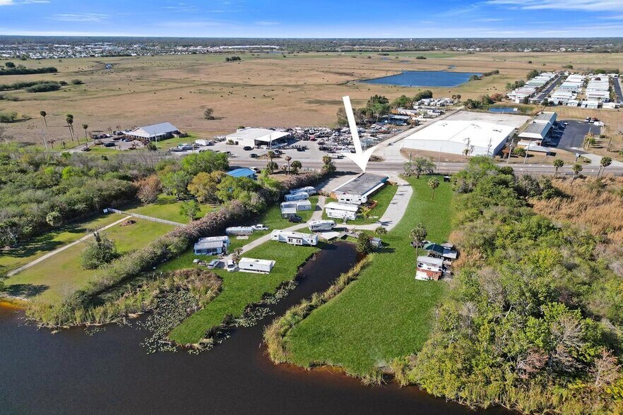 More Photos Of 1422 US 441 SE, Okeechobee Hotel For Sale