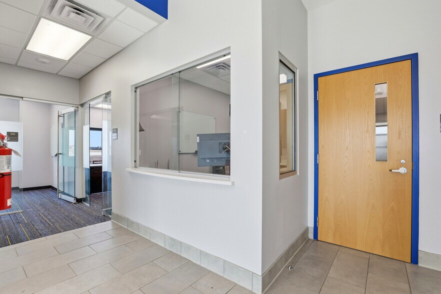 More Photos Of 2780 Jetport Rd, Kinston Office For Lease