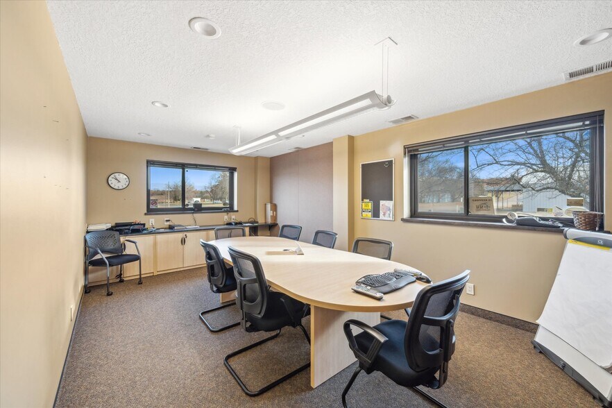 More Photos Of 605 Industrial Pky, Saint Croix Falls Manufacturing For Lease