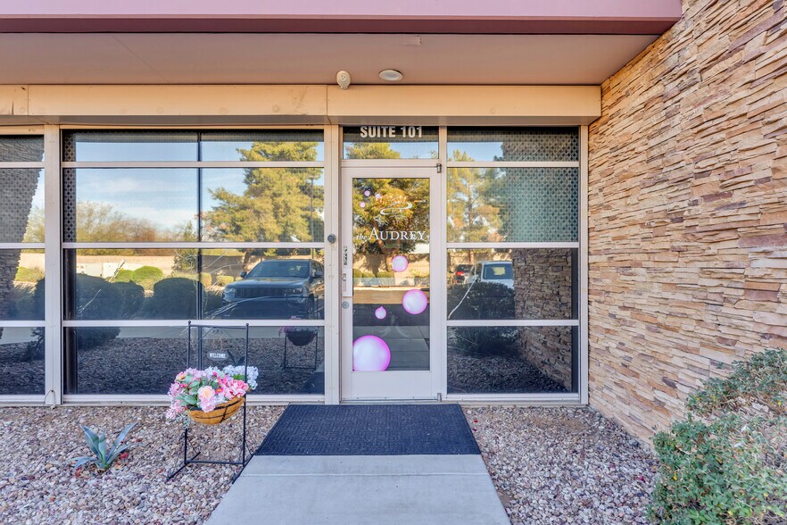 More Photos Of 9299 W Olive Ave, Peoria Light Manufacturing For Sale