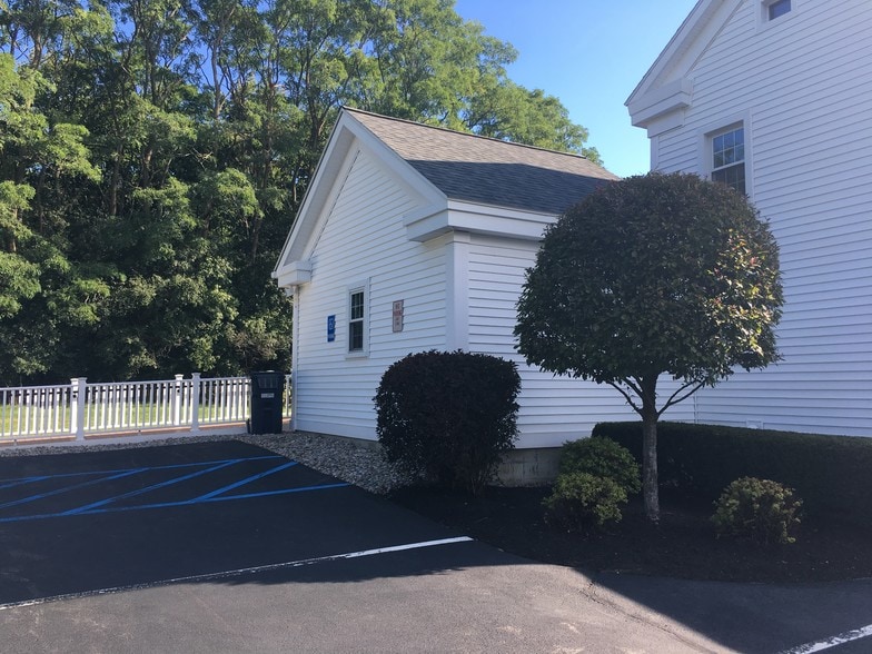 More Photos Of 1585 Rt-146, Rexford Office For Sale