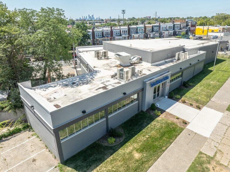 More Photos Of 520 W Roosevelt Blvd, Philadelphia Medical For Sale