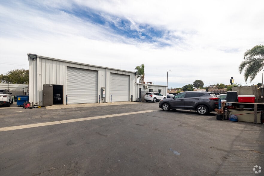 More Photos Of 4567 W El Segundo Blvd, Hawthorne Freestanding For Sale