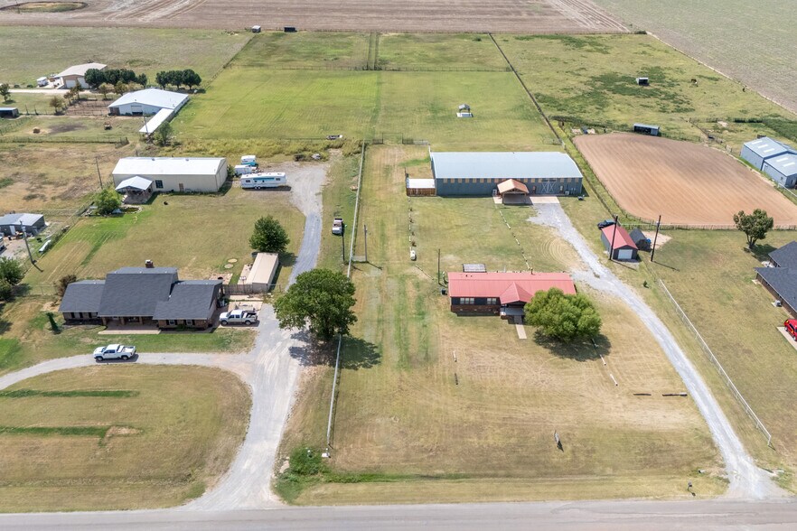 More Photos Of 20500 N 2810 Rd, Kingfisher Lodge Meeting Hall For Sale