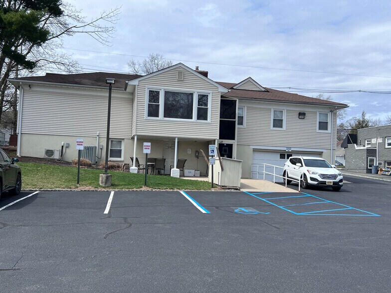 More Photos Of 520 Pleasant Valley Way, West Orange Medical For Sale