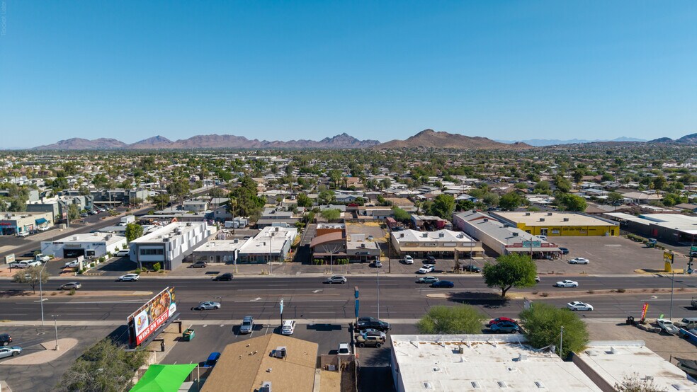 More Photos Of 2827 E Bell Rd, Phoenix Restaurant For Sale