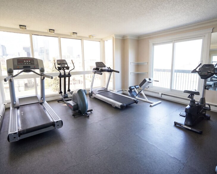 More Photos Of 9342 103rd Ave NW, Edmonton Apartments For Sale