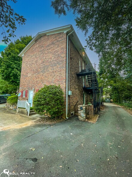 More Photos Of 641 Powder Springs St SE, Smyrna Apartments For Sale