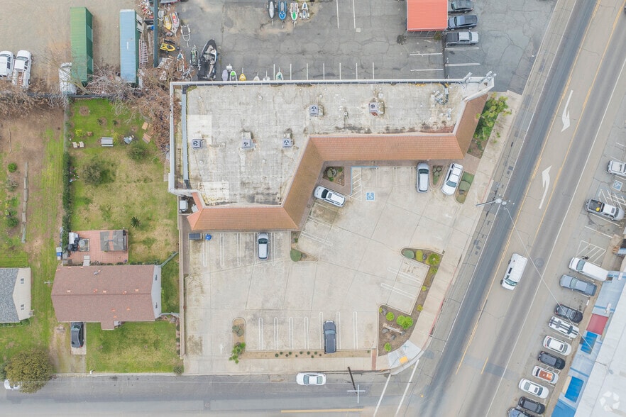 More Photos Of 3775 Main St, Oakley Freestanding For Lease