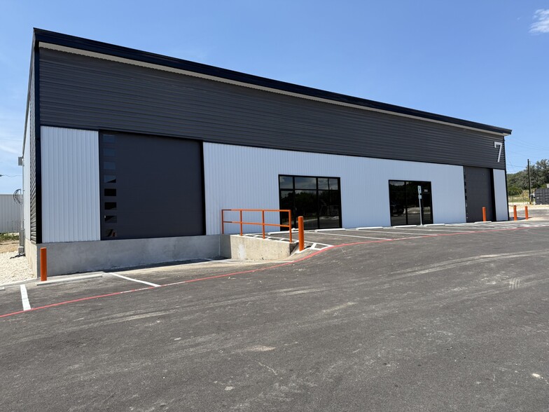 More Photos Of 6420 FM 1102, New Braunfels Unknown For Lease