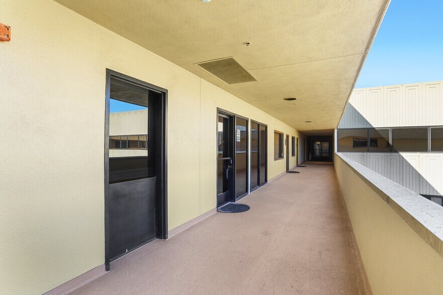 More Photos Of 999 N Tustin Ave, Santa Ana Medical For Sale