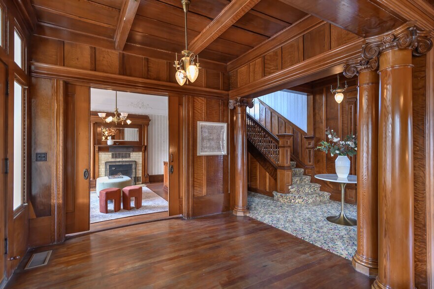 More Photos Of 8 Keller St, Petaluma Office Residential For Sale