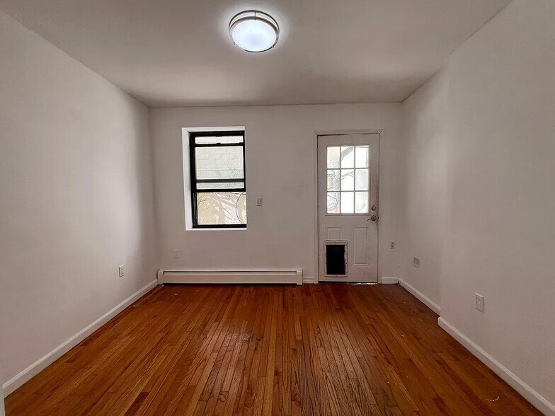 More Photos Of 109 Madison St, New York Apartments For Sale