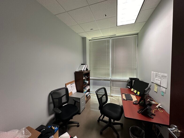 More Photos Of 3301 Matrix Dr, Richardson Research And Development For Sale