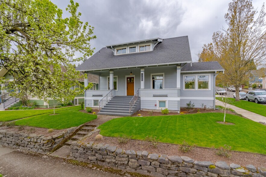 More Photos Of 1705 Commercial St SE, Salem Office Residential For Sale