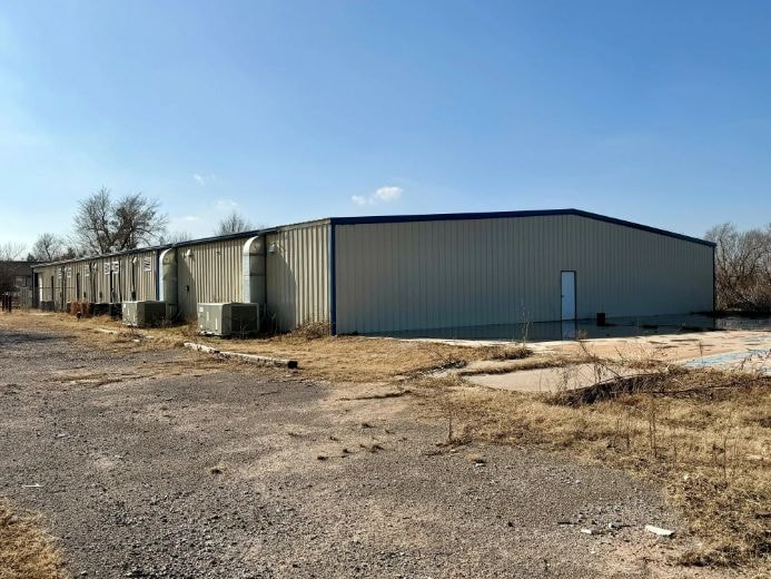 Primary Photo Of 5909 Aero Dr, Tuttle Warehouse For Sale
