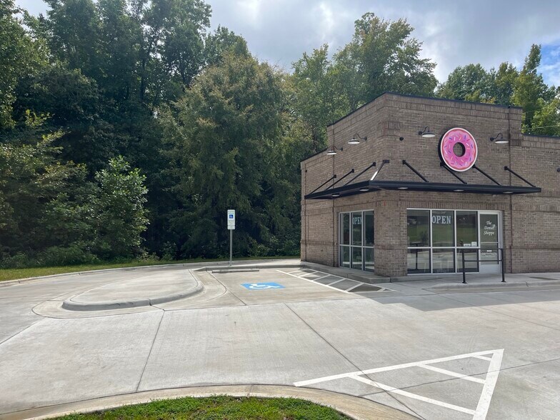 More Photos Of 507 S Bickett Blvd, Louisburg Restaurant For Sale