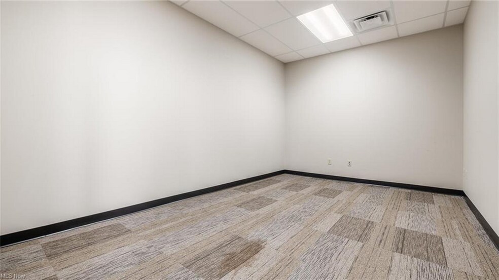 More Photos Of 60788 Southgate Rd, Byesville Office For Lease