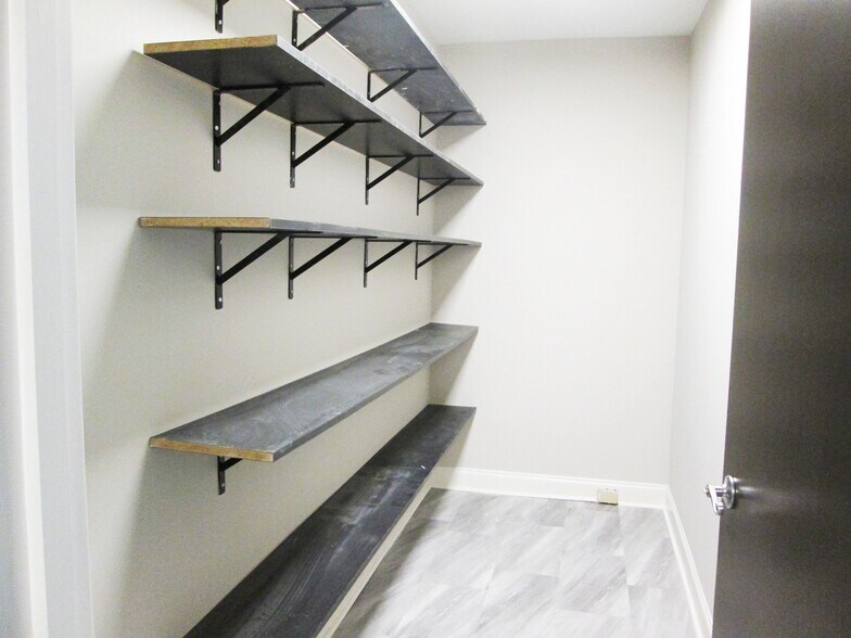 More Photos Of 5400 Laurel Springs Pky, Suwanee Office For Sale