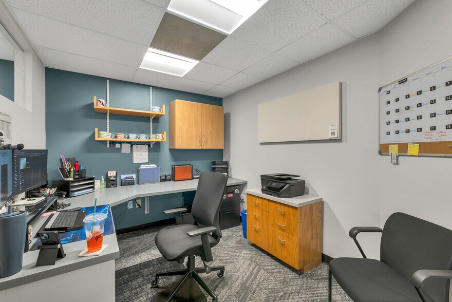 More Photos Of 36 W Water St, Wakefield Office For Sale