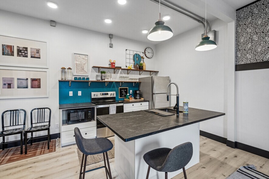 More Photos Of 100 State St N, Waseca Restaurant For Sale