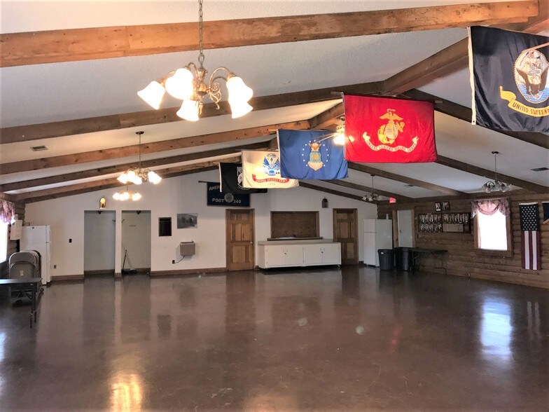 More Photos Of 13 E Side Hwy, Waynesboro Restaurant For Sale