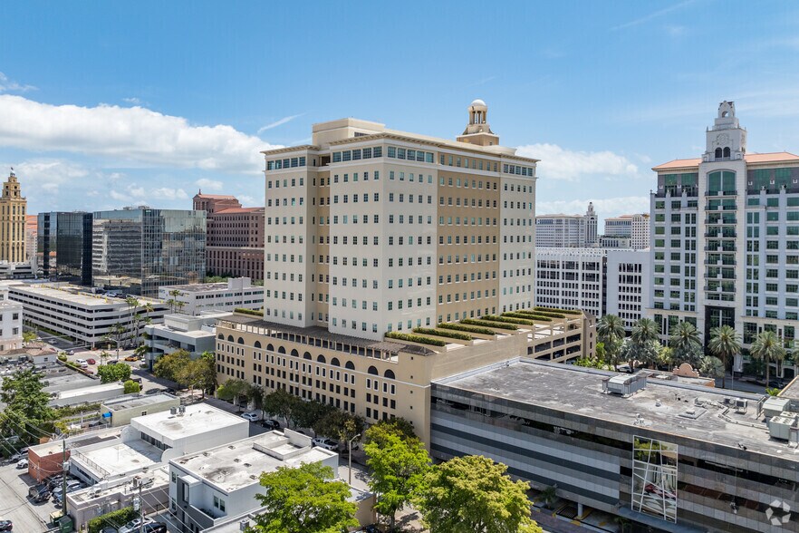 More Photos Of 355 Alhambra Cir, Coral Gables Office For Lease