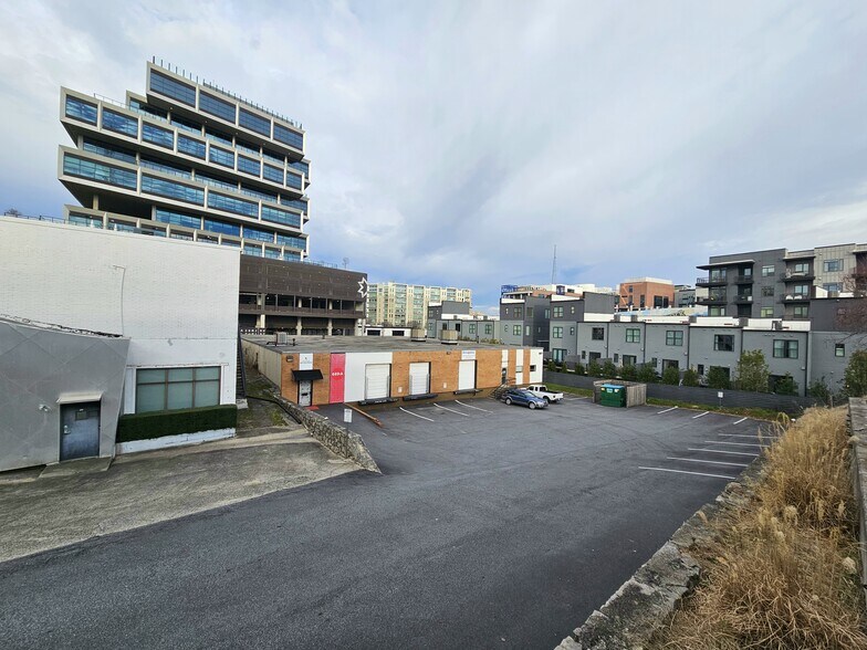 More Photos Of 689 11th St NW, Atlanta Warehouse For Lease