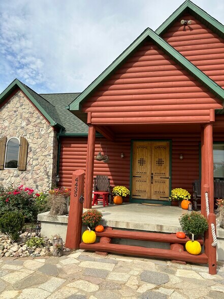 More Photos Of 4435 Imlay City Rd, Attica Freestanding For Sale