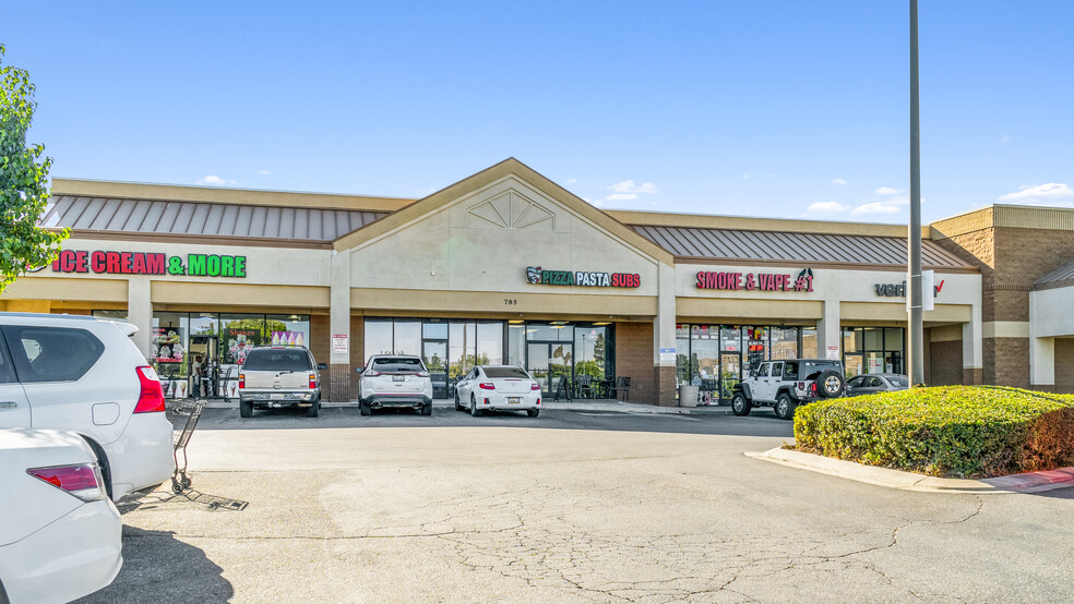 Primary Photo Of 785 Tucker Rd, Tehachapi Storefront Retail Office For Lease