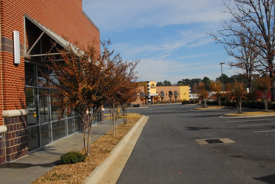 More Photos Of 14810 Cantrell Rd, Little Rock Unknown For Lease