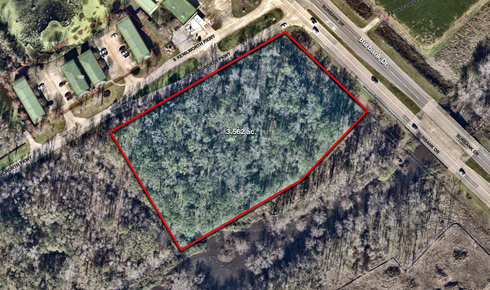 More Photos Of 555 Kenilworth Pkwy, Baton Rouge Land For Lease
