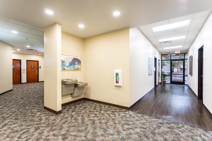 More Photos Of 13405 Folsom Blvd, Folsom Office For Lease