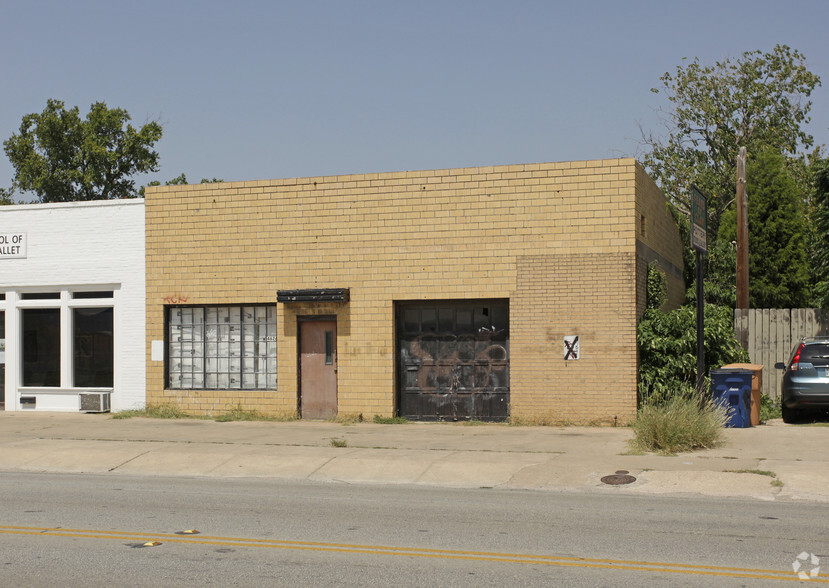 Primary Photo Of 4626 Burnet Rd, Austin Storefront For Lease