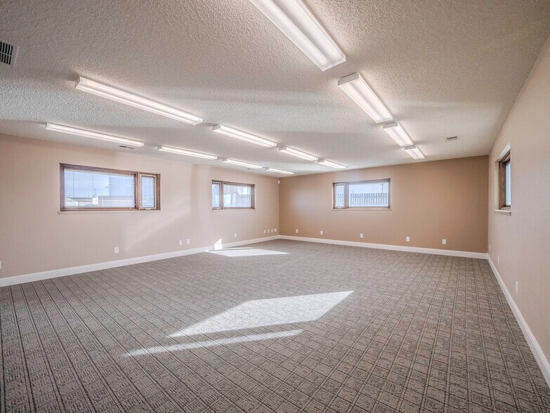 More Photos Of 1770-1780 License St, Casper Warehouse For Sale