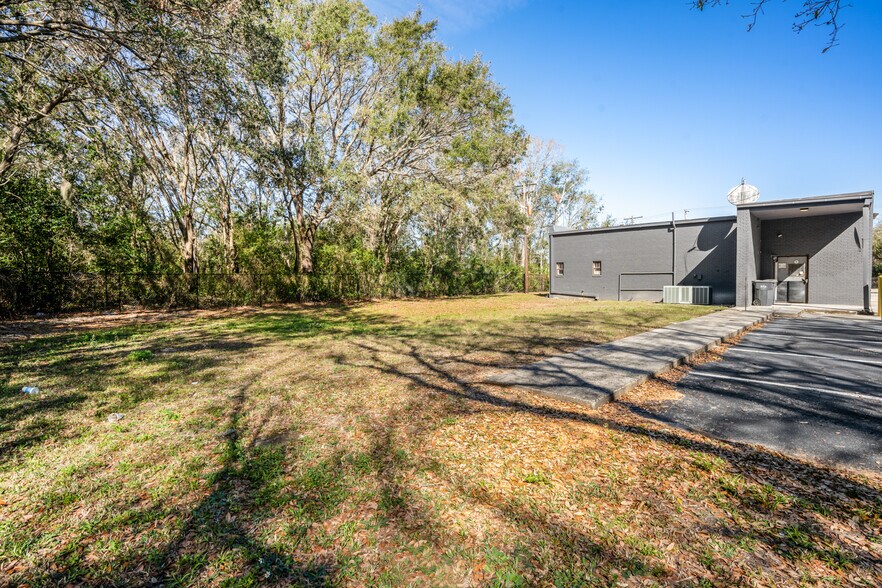 More Photos Of 8602 Tarpon Springs Rd, Odessa Specialty For Sale