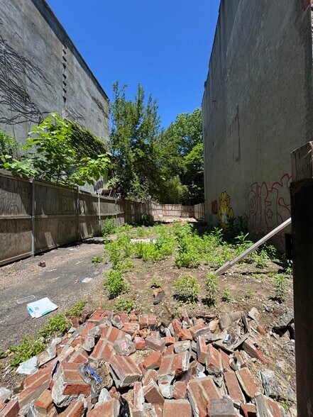 More Photos Of 321 W 136th St, New York Land For Sale