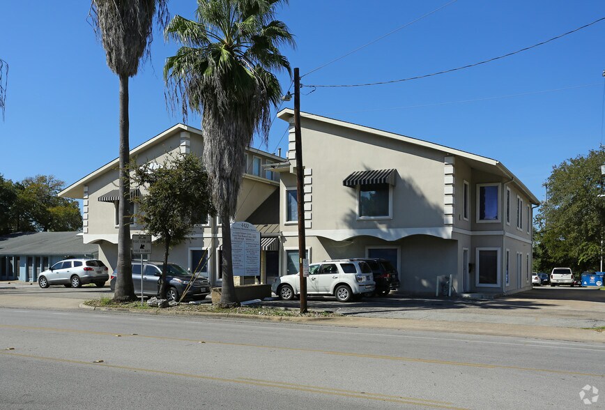 More Photos Of 4422 Packsaddle Pass, Austin Office For Lease