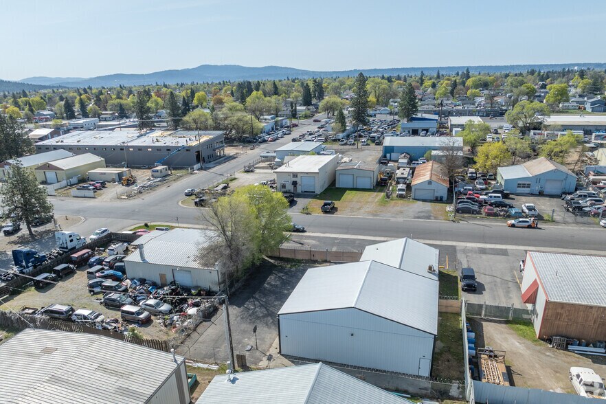 More Photos Of 1515 E Houston Ave, Spokane Flex For Lease