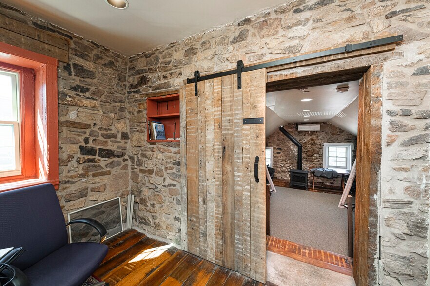 More Photos Of 10 N Main St, Phoenixville Medical For Sale