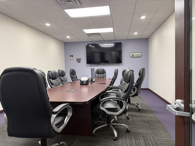 More Photos Of 1931 Perimeter Rd, Greenville Warehouse For Sale