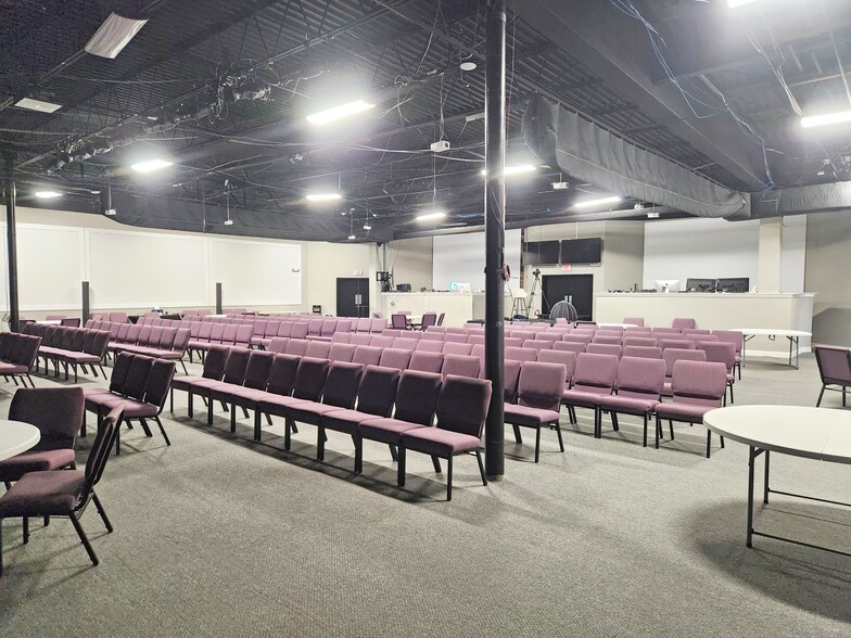 More Photos Of 1540 Mechanical Blvd, Garner Showroom For Sale